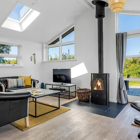Thorulf - 450m From The Sea By Interhome *